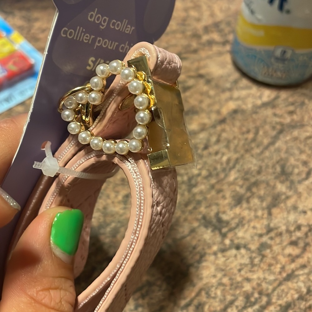 Dog Collar - Picture 2 of 5